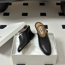 JIL SANDER 吉尔桑达 26Fw春夏新款复古风粗跟细带搭扣穆勒鞋/深口单鞋高跟鞋极简深口单鞋|清 JIL SANDER 吉尔桑达 26Fw春夏新款复古风粗跟细带搭扣穆勒鞋/深口单鞋高跟鞋极简深口单鞋|清