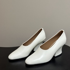 JIL SANDER 吉尔桑达 26Fw春夏新款复古风粗跟细带搭扣穆勒鞋/深口单鞋高跟鞋极简深口单鞋|清 JIL SANDER 吉尔桑达 26Fw春夏新款复古风粗跟细带搭扣穆勒鞋/深口单鞋高跟鞋极简深口单鞋|清