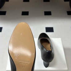 JIL SANDER 吉尔桑达 26Fw春夏新款复古风粗跟细带搭扣穆勒鞋/深口单鞋高跟鞋极简深口单鞋|清 JIL SANDER 吉尔桑达 26Fw春夏新款复古风粗跟细带搭扣穆勒鞋/深口单鞋高跟鞋极简深口单鞋|清