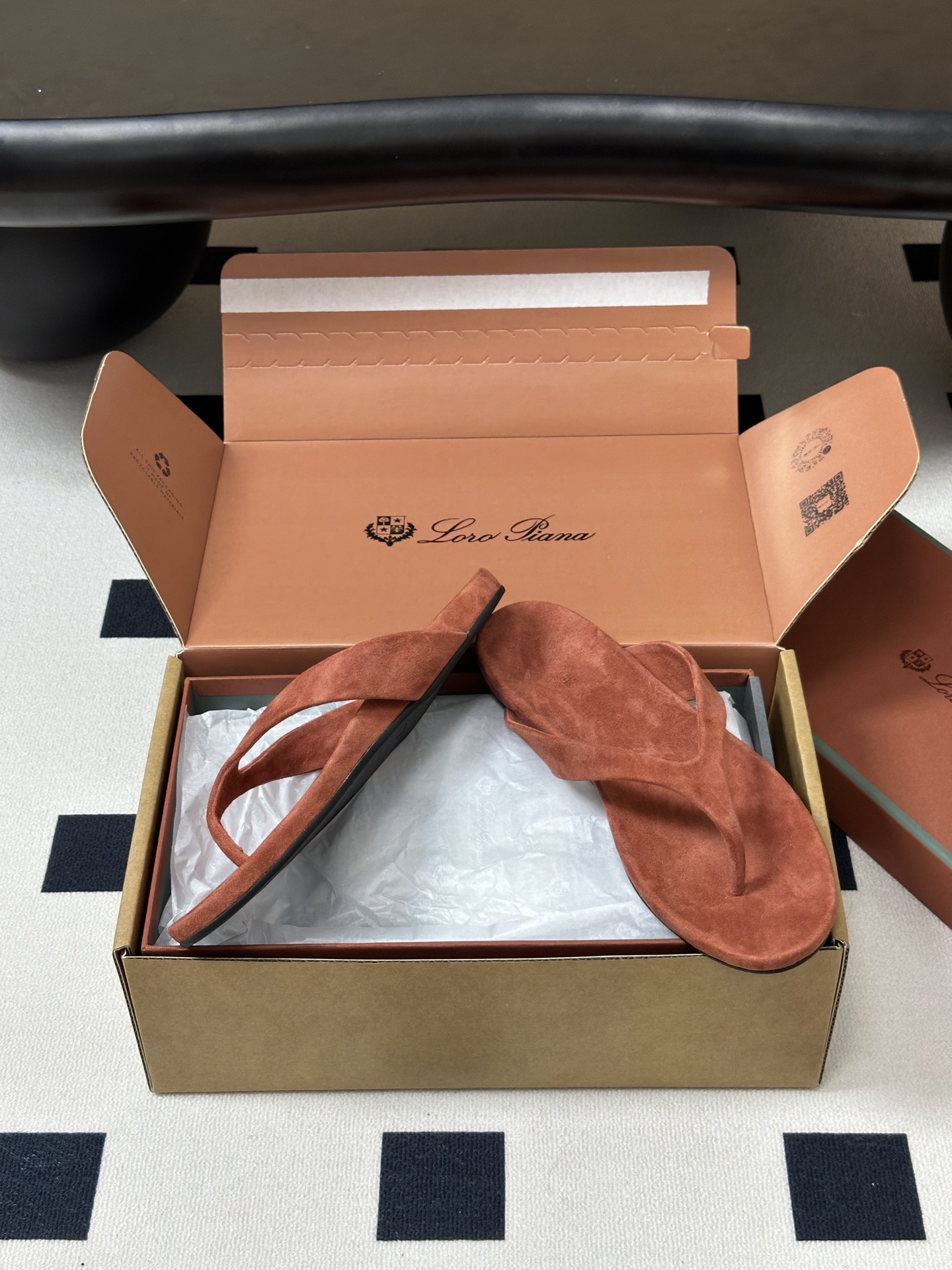 莞产（配高档飞机盒✈️）Loro Piana 诺悠翩雅 LP 春夏新款 Lda人字拖系列 复古老钱风夹脚