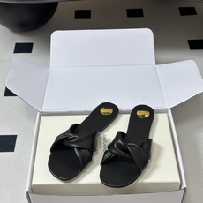 顶级品质(配高档飞机盒✈️)Saint Laurent 圣罗兰fw26 new arrival~ YSL 顶级品质(配高档飞机盒✈️)Saint Laurent 圣罗兰fw26 new arrival~ YSL