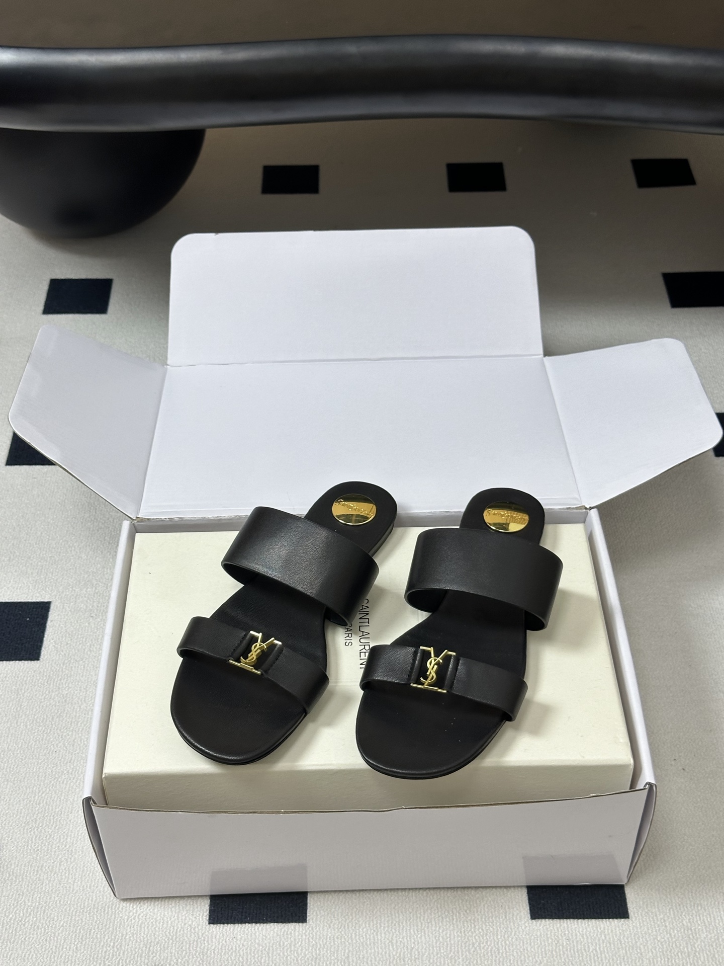 顶级品质（配高档飞机盒✈️）Saint Laurent 圣罗兰fw26 new arrival～ YSL