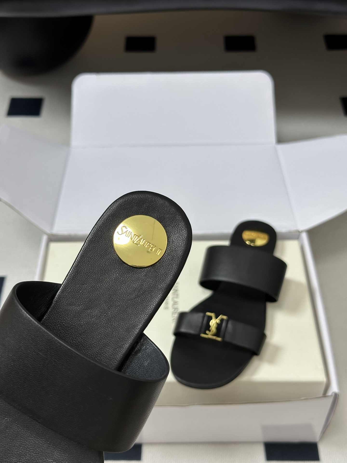顶级品质（配高档飞机盒✈️）Saint Laurent 圣罗兰fw26 new arrival～ YSL