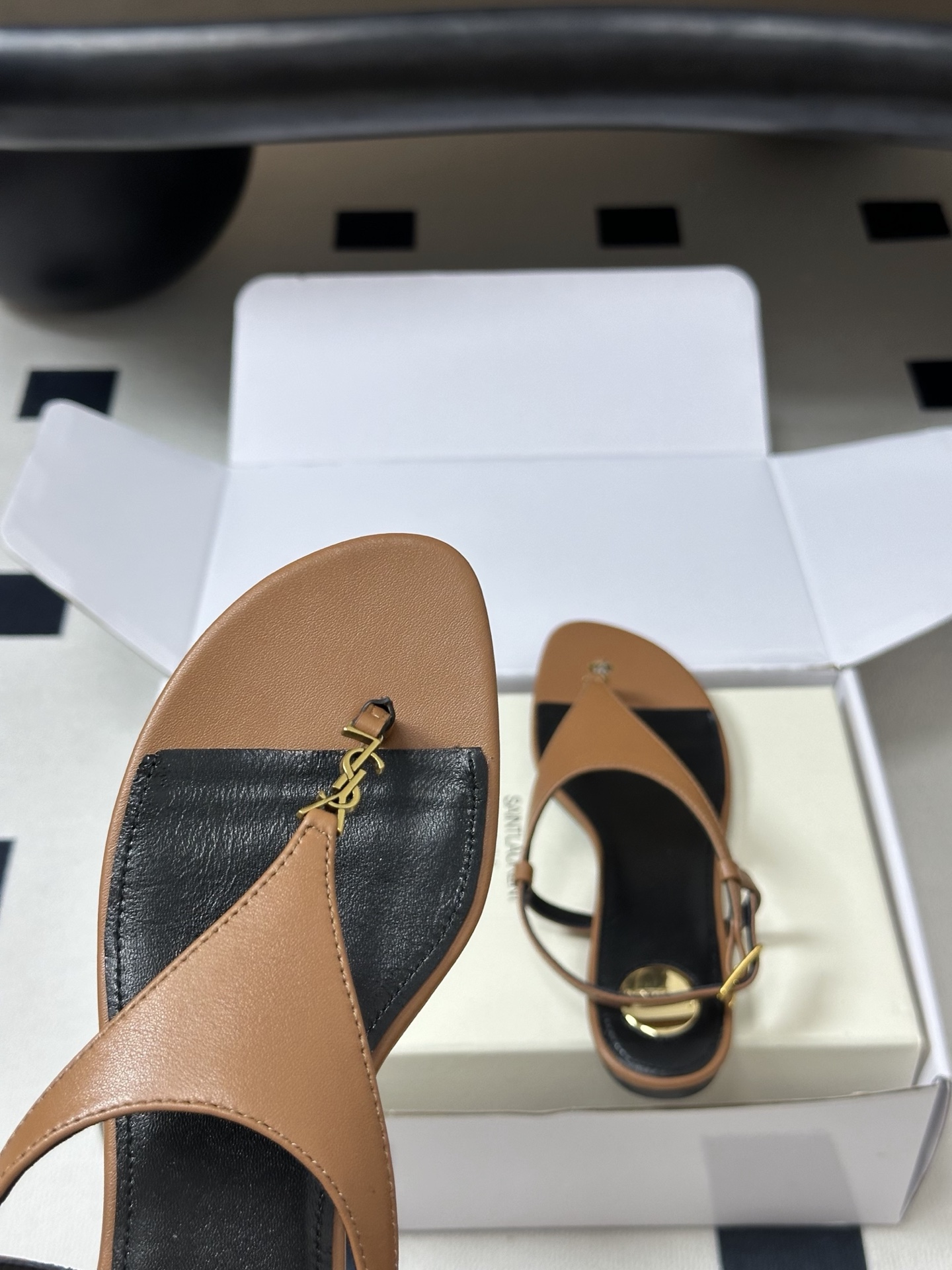 顶级品质（配高档飞机盒✈️）Saint Laurent 圣罗兰fw26 new arrival～ YSL