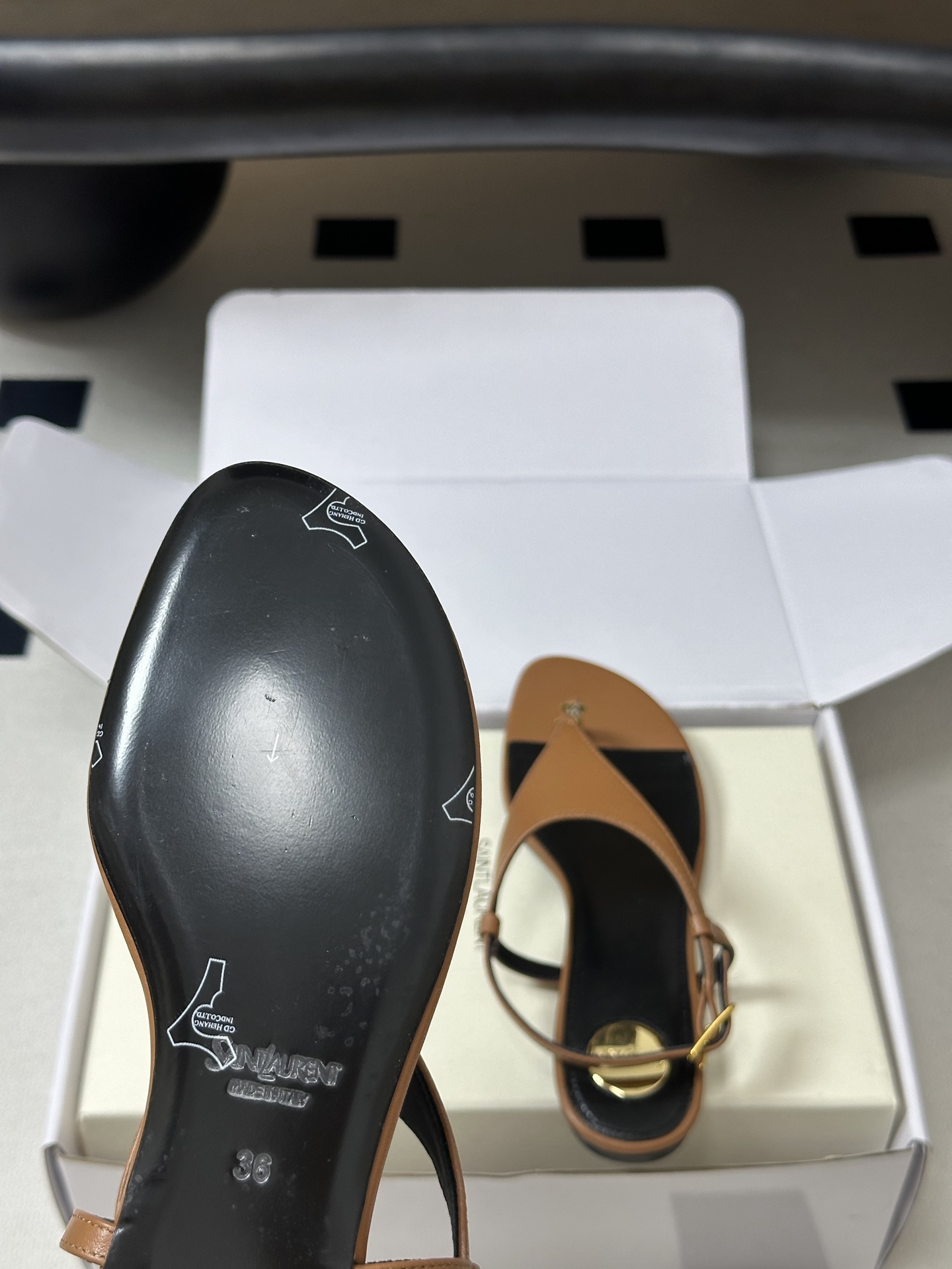 顶级品质（配高档飞机盒✈️）Saint Laurent 圣罗兰fw26 new arrival～ YSL