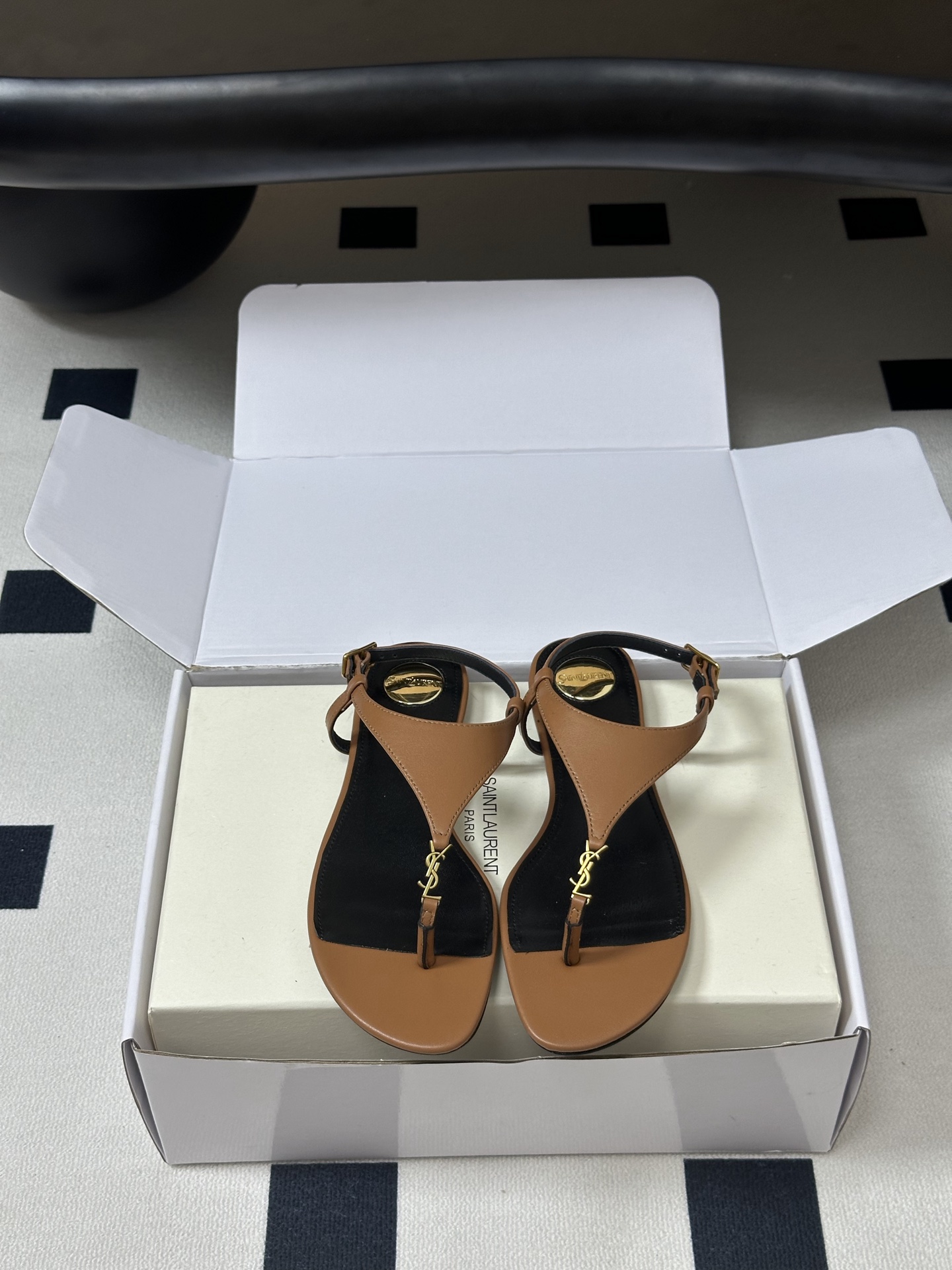 顶级品质（配高档飞机盒✈️）Saint Laurent 圣罗兰fw26 new arrival～ YSL