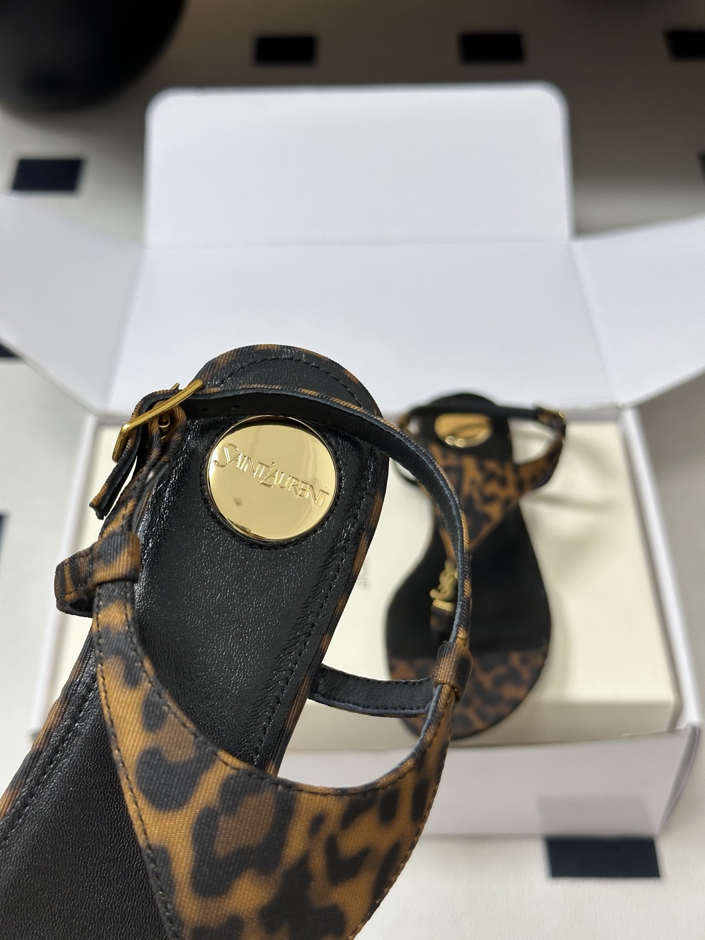 顶级品质（配高档飞机盒✈️）Saint Laurent 圣罗兰fw26 new arrival～ YSL