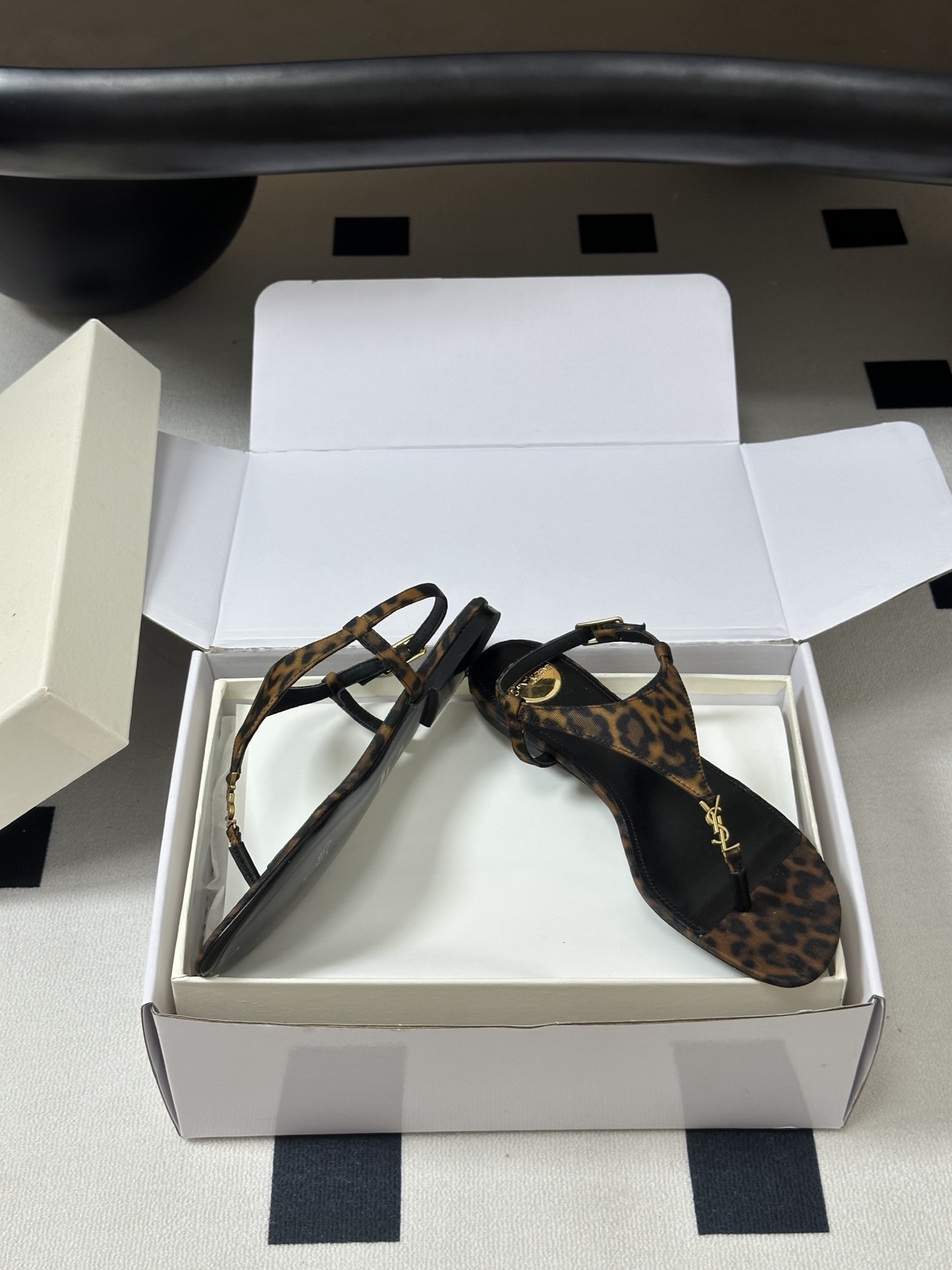 顶级品质（配高档飞机盒✈️）Saint Laurent 圣罗兰fw26 new arrival～ YSL