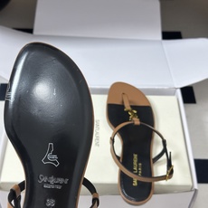 顶级品质(配高档飞机盒✈️)Saint Laurent 圣罗兰fw26 new arrival~ YSL 顶级品质(配高档飞机盒✈️)Saint Laurent 圣罗兰fw26 new arrival~ YSL