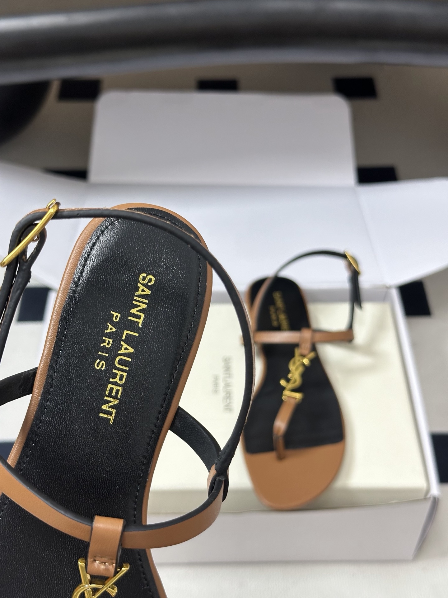 顶级品质(配高档飞机盒✈️)Saint Laurent 圣罗兰fw26 new arrival~ YSL 顶级品质(配高档飞机盒✈️)Saint Laurent 圣罗兰fw26 new arrival~ YSL