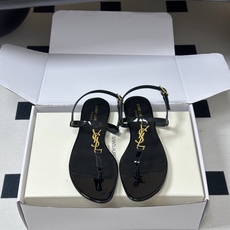 顶级品质(配高档飞机盒✈️)Saint Laurent 圣罗兰fw26 new arrival~ YSL 顶级品质(配高档飞机盒✈️)Saint Laurent 圣罗兰fw26 new arrival~ YSL