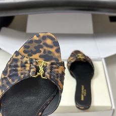 顶级品质(配高档飞机盒✈️)Saint Laurent 圣罗兰fw26 new arrival~ YSL 顶级品质(配高档飞机盒✈️)Saint Laurent 圣罗兰fw26 new arrival~ YSL