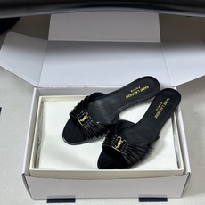 顶级品质(配高档飞机盒✈️)Saint Laurent 圣罗兰fw26 new arrival~ YSL 顶级品质(配高档飞机盒✈️)Saint Laurent 圣罗兰fw26 new arrival~ YSL