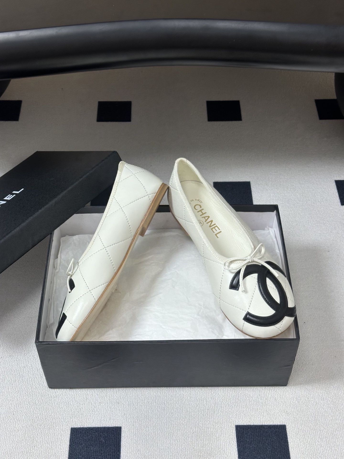 26P春夏新款Chanel 小香中古款康鹏2代真皮底系列芭蕾舞鞋大双C平底单鞋经典蝴蝶结浅口单鞋复古款来 26P春夏新款Chanel 小香中古款康鹏2代真皮底系列芭蕾舞鞋大双C平底单鞋经典蝴蝶结浅口单鞋复古款来