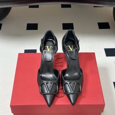顶级品质(配飞机盒✈️➕10)2026 早春新款Valentino 华伦天奴 VLOGO SIGNATU 顶级品质(配飞机盒✈️➕10)2026 早春新款Valentino 华伦天奴 VLOGO SIGNATU