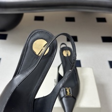Saint Laurent 圣罗兰 26ss走秀款YSL小方头高跟后空凉鞋经典字母金属扣高跟鞋走秀款 把 Saint Laurent 圣罗兰 26ss走秀款YSL小方头高跟后空凉鞋经典字母金属扣高跟鞋走秀款 把