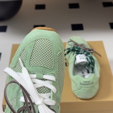 MIUMIU X New 缪缪 Balance 530 NB联名走秀款 2026 最新配色 牛反绒皮革网 MIUMIU X New 缪缪 Balance 530 NB联名走秀款 2026 最新配色 牛反绒皮革网