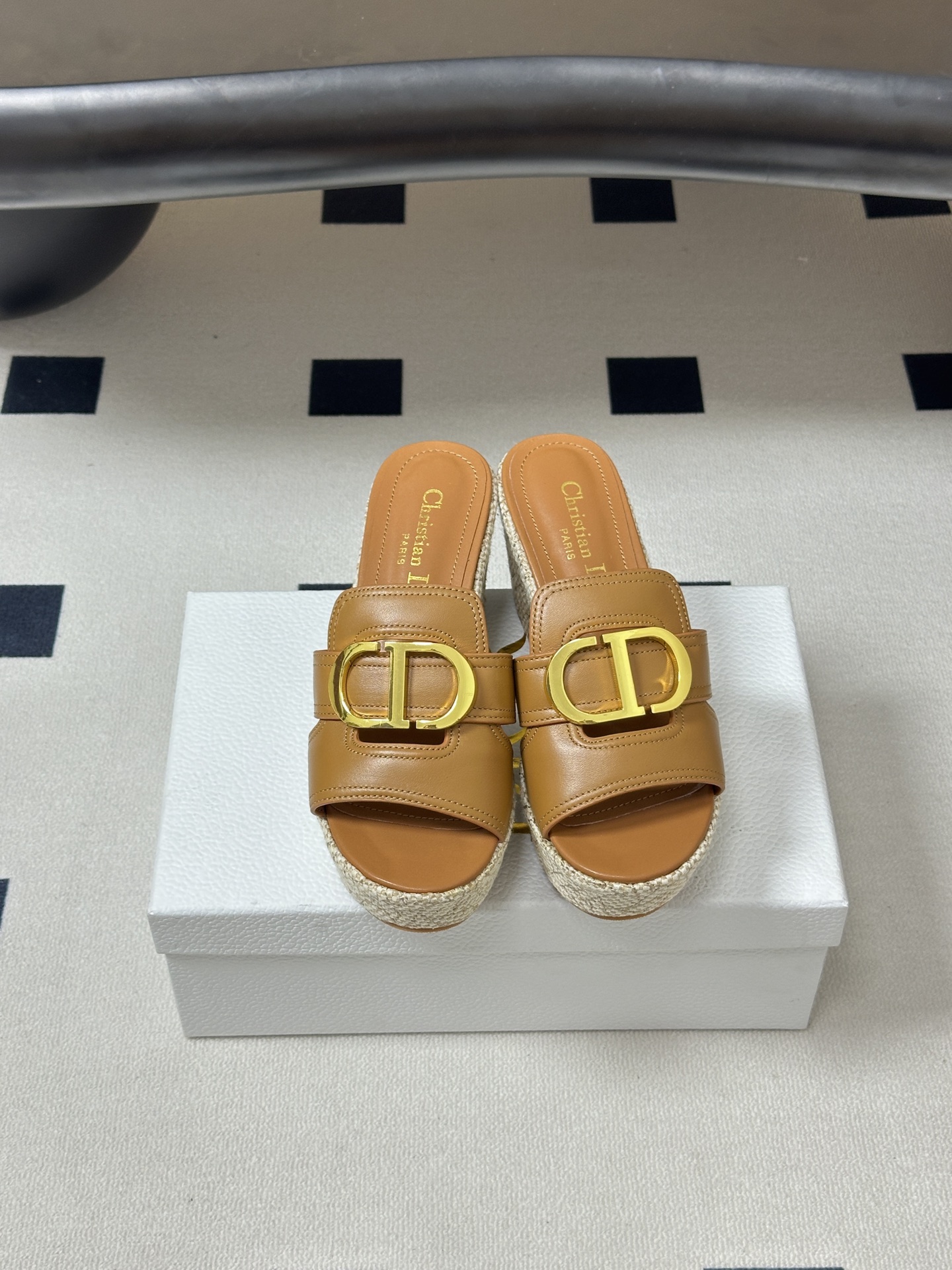 26ss春夏新款Dior 迪奥D🌾 Attitude 坡跟凉拖鞋经典 CD扣防水台拖鞋藤格纹草编麻绳底鱼