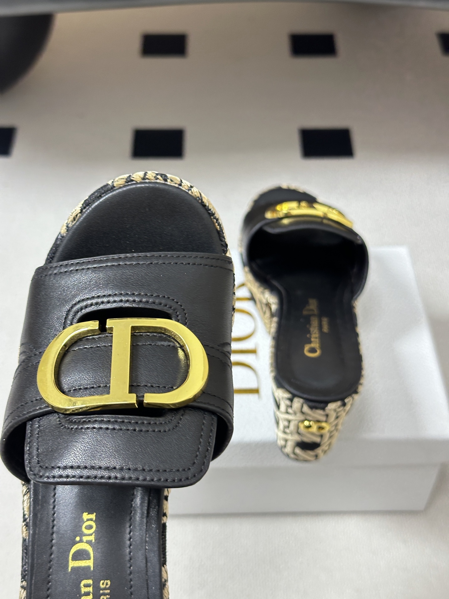 26ss春夏新款Dior 迪奥D🌾 Attitude 坡跟凉拖鞋经典 CD扣防水台拖鞋藤格纹草编麻绳底鱼
