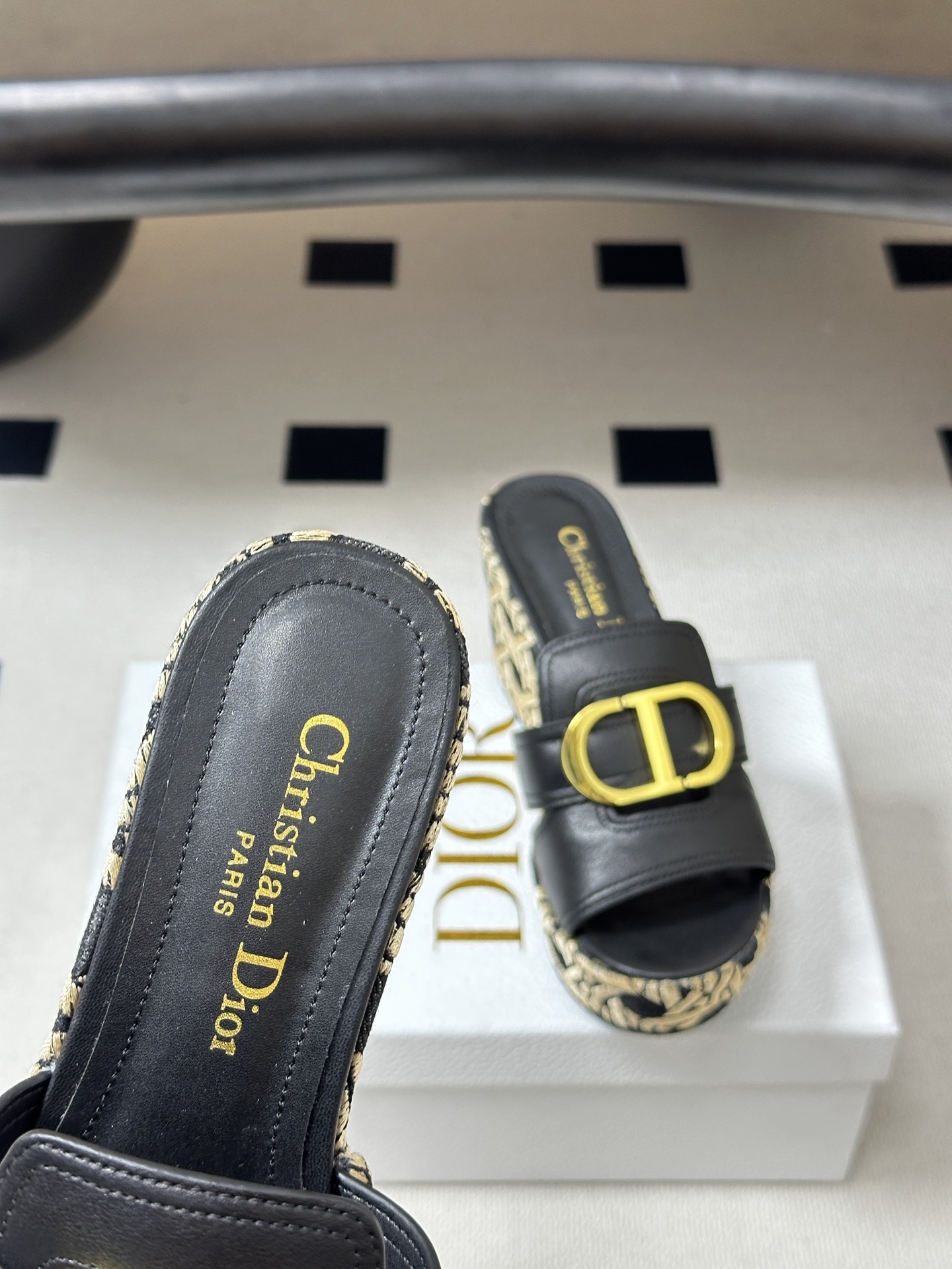 26ss春夏新款Dior 迪奥D🌾 Attitude 坡跟凉拖鞋经典 CD扣防水台拖鞋藤格纹草编麻绳底鱼