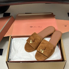 莞产(配高档飞机盒✈️)Loro Piana 诺悠翩雅 LP Summer Charms经典款平底拖鞋五 莞产(配高档飞机盒✈️)Loro Piana 诺悠翩雅 LP Summer Charms经典款平底拖鞋五