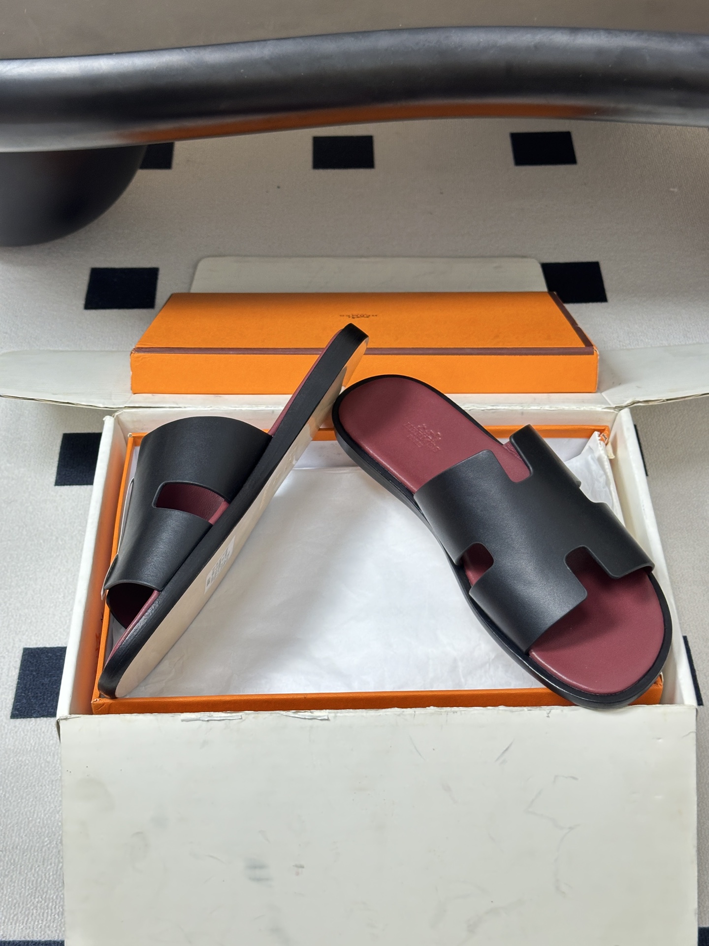 顶级品质（配高档飞机盒✈️）Hermes 爱马仕🐎 H家 Lzmir凉拖鞋系列经典款男士拖鞋 经典H型平