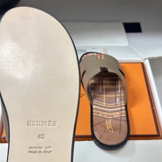 顶级品质(配高档飞机盒✈️)Hermes 爱马仕🐎 H家 Lzmir凉拖鞋系列经典款男士拖鞋 经典H型平 顶级品质(配高档飞机盒✈️)Hermes 爱马仕🐎 H家 Lzmir凉拖鞋系列经典款男士拖鞋 经典H型平