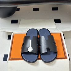 顶级品质(配高档飞机盒✈️)Hermes 爱马仕🐎 H家 Lzmir凉拖鞋系列经典款男士拖鞋 经典H型平 顶级品质(配高档飞机盒✈️)Hermes 爱马仕🐎 H家 Lzmir凉拖鞋系列经典款男士拖鞋 经典H型平