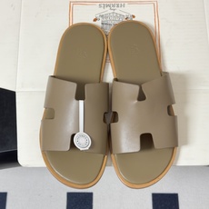 顶级品质(配高档飞机盒✈️)Hermes 爱马仕🐎 H家 Lzmir凉拖鞋系列经典款男士拖鞋 经典H型平 顶级品质(配高档飞机盒✈️)Hermes 爱马仕🐎 H家 Lzmir凉拖鞋系列经典款男士拖鞋 经典H型平