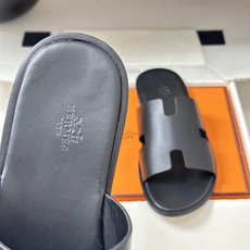 顶级品质(配高档飞机盒✈️)Hermes 爱马仕🐎 H家 Lzmir凉拖鞋系列经典款男士拖鞋 经典H型平 顶级品质(配高档飞机盒✈️)Hermes 爱马仕🐎 H家 Lzmir凉拖鞋系列经典款男士拖鞋 经典H型平
