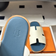 顶级品质(配高档飞机盒✈️)Hermes 爱马仕🐎 H家 Lzmir凉拖鞋系列经典款男士拖鞋 经典H型平 顶级品质(配高档飞机盒✈️)Hermes 爱马仕🐎 H家 Lzmir凉拖鞋系列经典款男士拖鞋 经典H型平