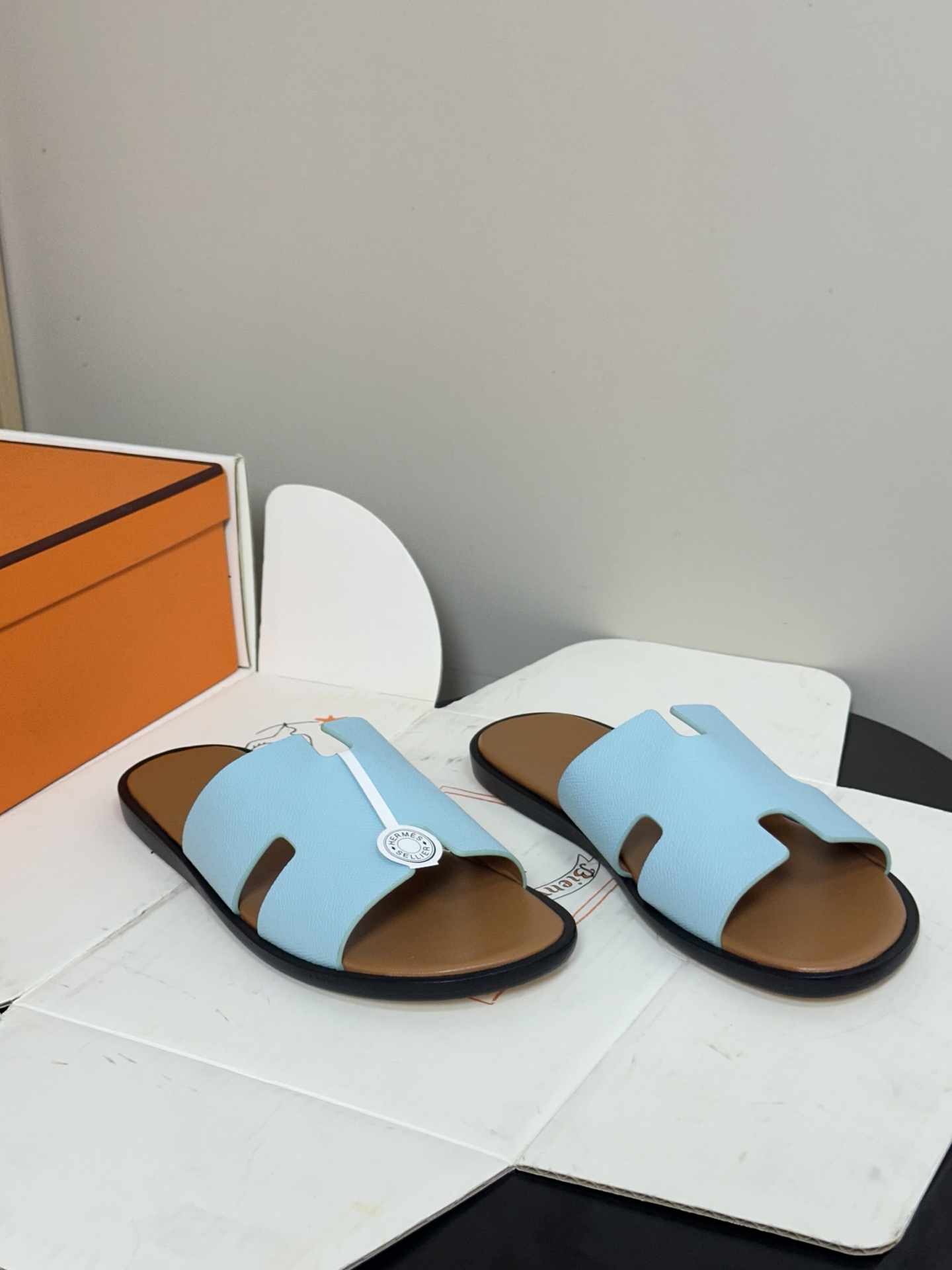 顶级品质（配高档飞机盒✈️）Hermes 爱马仕🐎 H家 Lzmir凉拖鞋系列经典款男士拖鞋 经典H型平