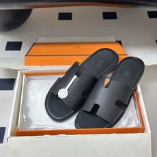 顶级品质(配高档飞机盒✈️)Hermes 爱马仕🐎 H家 Lzmir凉拖鞋系列经典款男士拖鞋 经典H型平 顶级品质(配高档飞机盒✈️)Hermes 爱马仕🐎 H家 Lzmir凉拖鞋系列经典款男士拖鞋 经典H型平