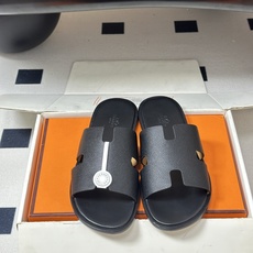 顶级品质(配高档飞机盒✈️)Hermes 爱马仕🐎 H家 Lzmir凉拖鞋系列经典款男士拖鞋 经典H型平 顶级品质(配高档飞机盒✈️)Hermes 爱马仕🐎 H家 Lzmir凉拖鞋系列经典款男士拖鞋 经典H型平