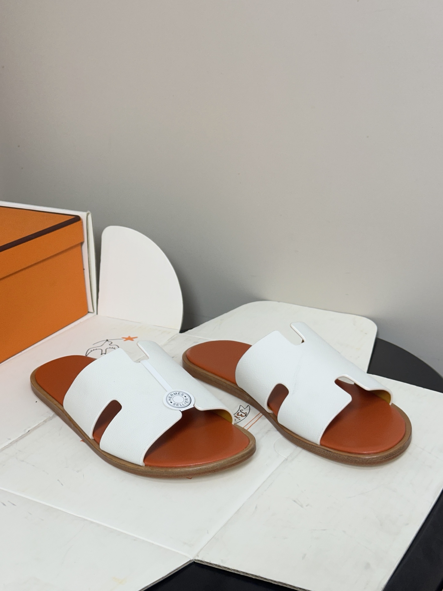 顶级品质（配高档飞机盒✈️）Hermes 爱马仕🐎 H家 Lzmir凉拖鞋系列经典款男士拖鞋 经典H型平