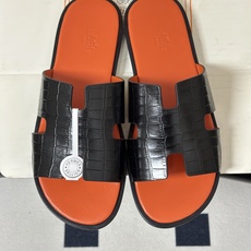 顶级品质(配高档飞机盒✈️)Hermes 爱马仕🐎 H家 Lzmir凉拖鞋系列经典款男士拖鞋 经典H型平 顶级品质(配高档飞机盒✈️)Hermes 爱马仕🐎 H家 Lzmir凉拖鞋系列经典款男士拖鞋 经典H型平