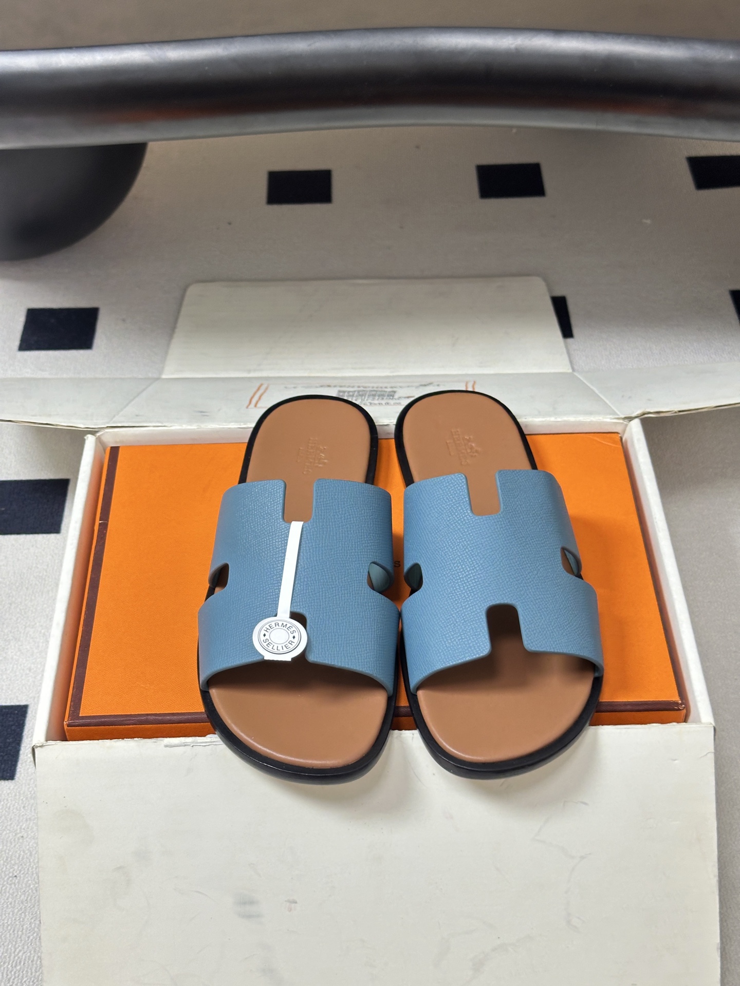 顶级品质（配高档飞机盒✈️）Hermes 爱马仕🐎 H家 Lzmir凉拖鞋系列经典款男士拖鞋 经典H型平