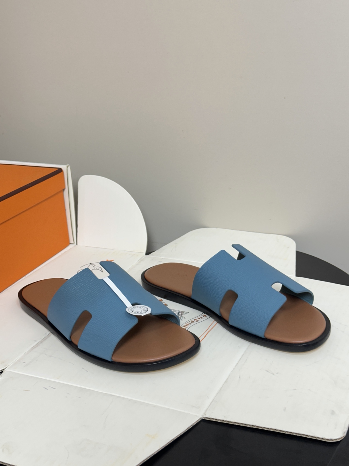 顶级品质（配高档飞机盒✈️）Hermes 爱马仕🐎 H家 Lzmir凉拖鞋系列经典款男士拖鞋 经典H型平