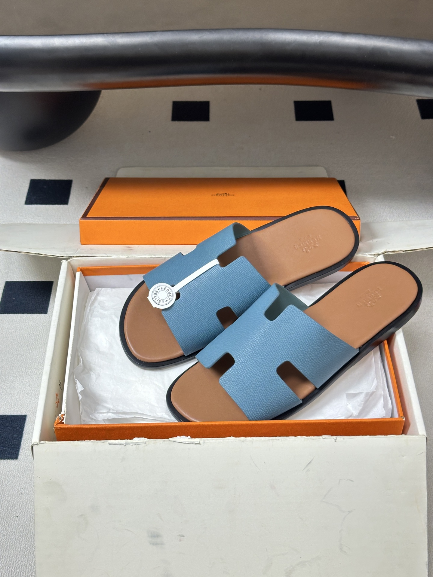 顶级品质（配高档飞机盒✈️）Hermes 爱马仕🐎 H家 Lzmir凉拖鞋系列经典款男士拖鞋 经典H型平