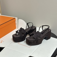 顶级品质(配高档飞机盒✈️)Hermes 爱马仕🐎 Jam30凉鞋系列 H家粗跟凉鞋 H 鞋面防水台高跟 顶级品质(配高档飞机盒✈️)Hermes 爱马仕🐎 Jam30凉鞋系列 H家粗跟凉鞋 H 鞋面防水台高跟