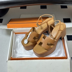 顶级品质(配高档飞机盒✈️)Hermes 爱马仕🐎 Jam30凉鞋系列 H家粗跟凉鞋 H 鞋面防水台高跟 顶级品质(配高档飞机盒✈️)Hermes 爱马仕🐎 Jam30凉鞋系列 H家粗跟凉鞋 H 鞋面防水台高跟