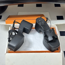 顶级品质(配高档飞机盒✈️)Hermes 爱马仕🐎 Jam30凉鞋系列 H家粗跟凉鞋 H 鞋面防水台高跟 顶级品质(配高档飞机盒✈️)Hermes 爱马仕🐎 Jam30凉鞋系列 H家粗跟凉鞋 H 鞋面防水台高跟