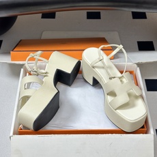 顶级品质(配高档飞机盒✈️)Hermes 爱马仕🐎 Jam30凉鞋系列 H家粗跟凉鞋 H 鞋面防水台高跟 顶级品质(配高档飞机盒✈️)Hermes 爱马仕🐎 Jam30凉鞋系列 H家粗跟凉鞋 H 鞋面防水台高跟
