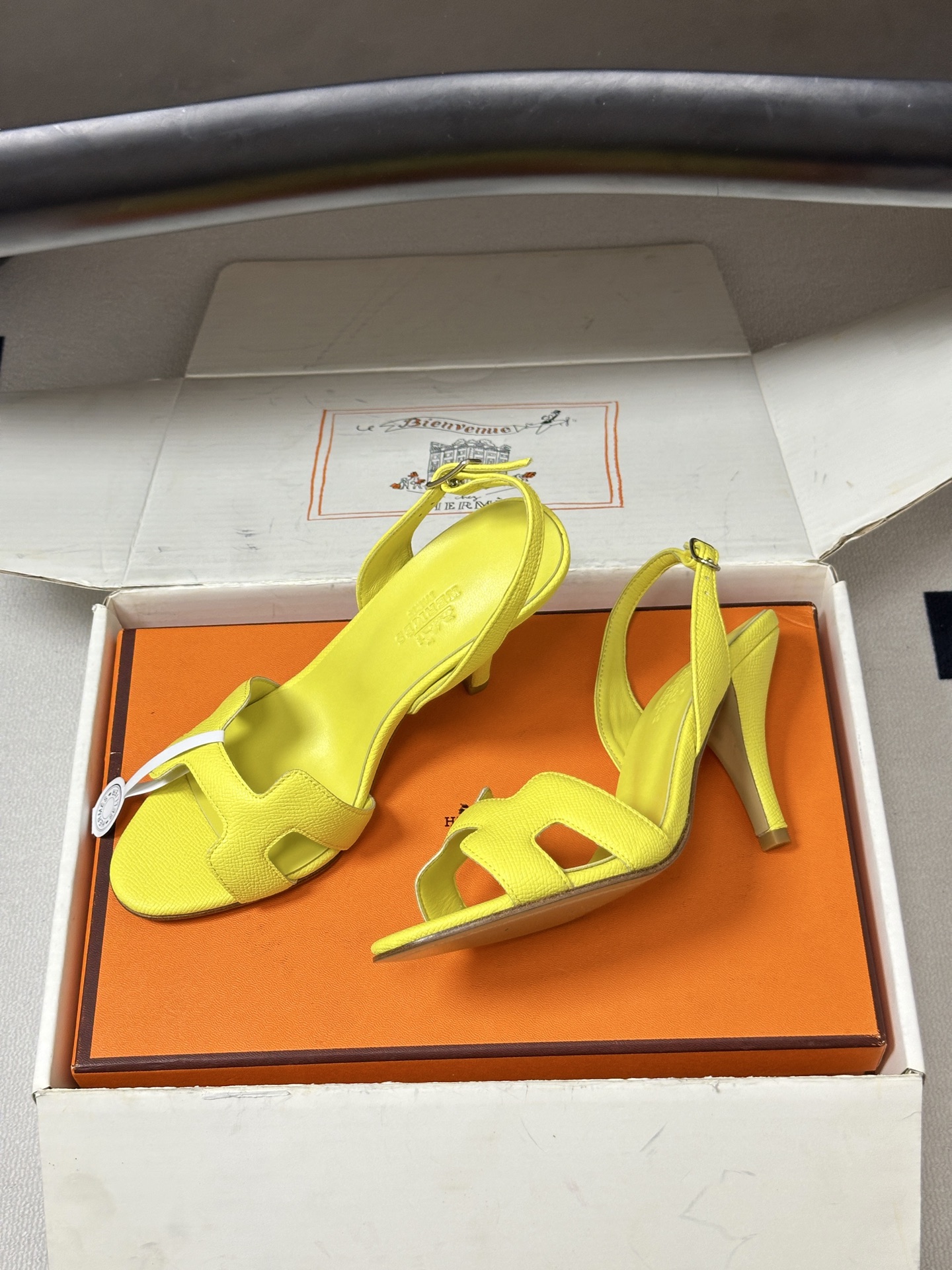 顶级品质（配高档飞机盒✈️）Hermes 爱马仕🐎 Joy凉鞋系列 H家经典款 细跟后扣带凉鞋手掌纹H鞋