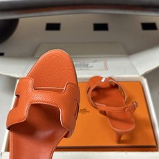 顶级品质(配高档飞机盒✈️)Hermes 爱马仕🐎 Joy凉鞋系列 H家经典款 细跟后扣带凉鞋手掌纹H鞋 顶级品质(配高档飞机盒✈️)Hermes 爱马仕🐎 Joy凉鞋系列 H家经典款 细跟后扣带凉鞋手掌纹H鞋