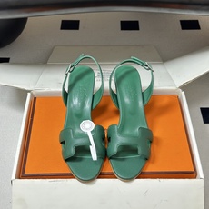 顶级品质(配高档飞机盒✈️)Hermes 爱马仕🐎 Joy凉鞋系列 H家经典款 细跟后扣带凉鞋手掌纹H鞋 顶级品质(配高档飞机盒✈️)Hermes 爱马仕🐎 Joy凉鞋系列 H家经典款 细跟后扣带凉鞋手掌纹H鞋