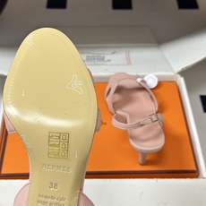 顶级品质(配高档飞机盒✈️)Hermes 爱马仕🐎 Joy凉鞋系列 H家经典款 细跟后扣带凉鞋手掌纹H鞋 顶级品质(配高档飞机盒✈️)Hermes 爱马仕🐎 Joy凉鞋系列 H家经典款 细跟后扣带凉鞋手掌纹H鞋