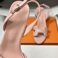 顶级品质(配高档飞机盒✈️)Hermes 爱马仕🐎 Joy凉鞋系列 H家经典款 细跟后扣带凉鞋手掌纹H鞋 顶级品质(配高档飞机盒✈️)Hermes 爱马仕🐎 Joy凉鞋系列 H家经典款 细跟后扣带凉鞋手掌纹H鞋