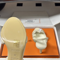顶级品质(配高档飞机盒✈️)Hermes 爱马仕🐎 Joy凉鞋系列 H家经典款 细跟后扣带凉鞋手掌纹H鞋 顶级品质(配高档飞机盒✈️)Hermes 爱马仕🐎 Joy凉鞋系列 H家经典款 细跟后扣带凉鞋手掌纹H鞋
