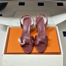 顶级品质(配高档飞机盒✈️)Hermes 爱马仕🐎 Joy凉鞋系列 H家经典款 细跟后扣带凉鞋手掌纹H鞋 顶级品质(配高档飞机盒✈️)Hermes 爱马仕🐎 Joy凉鞋系列 H家经典款 细跟后扣带凉鞋手掌纹H鞋